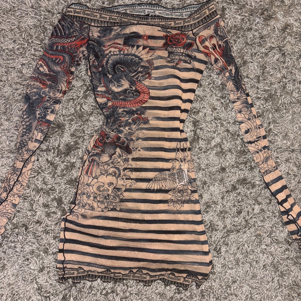 Edgy Striped Tattoo Print Dress